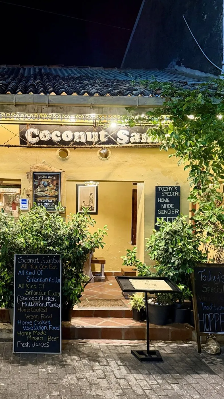Coconut Sambol, Galle Fort: the yellow front and chalkboards